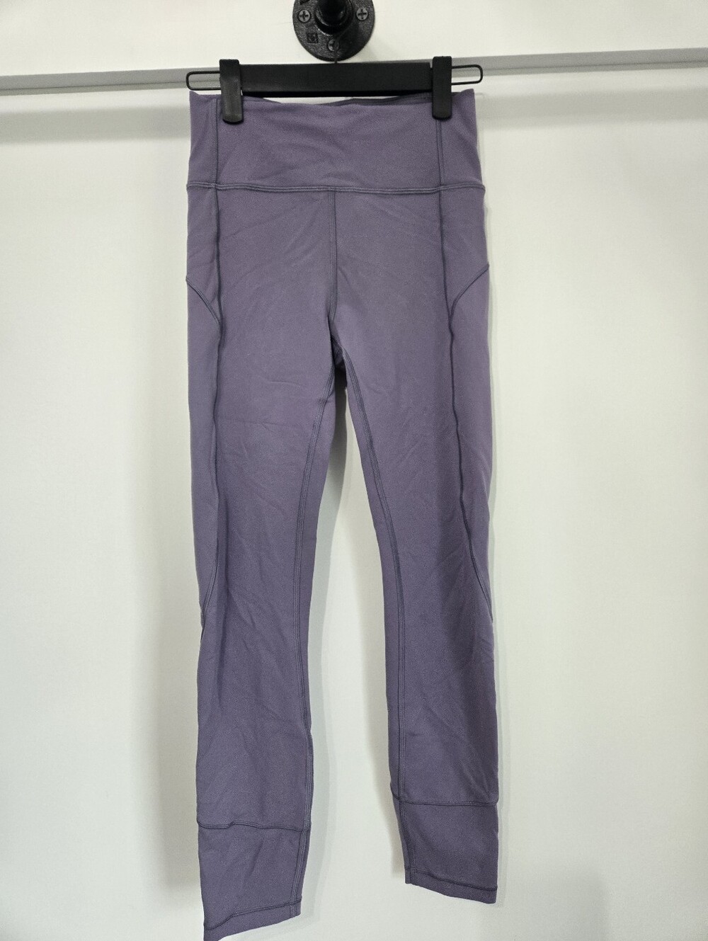 Lululemon In Movement Tight 25" Everlux Lavender / Light Purple SIZE 4